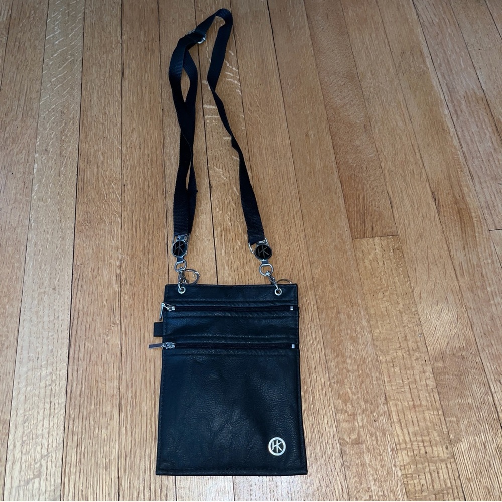 HIP KLIPS Bag Black Faux Leather Chain Strap Crossbody and Clip On Waist option